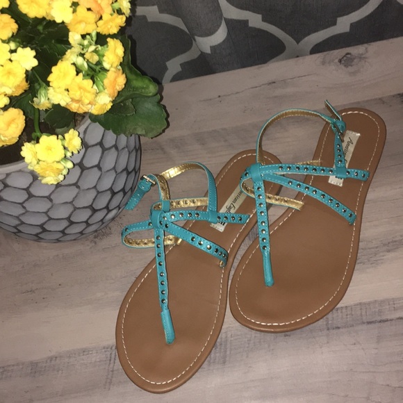 Shoes - 🛍5FOR$25🛍 Summer sandals